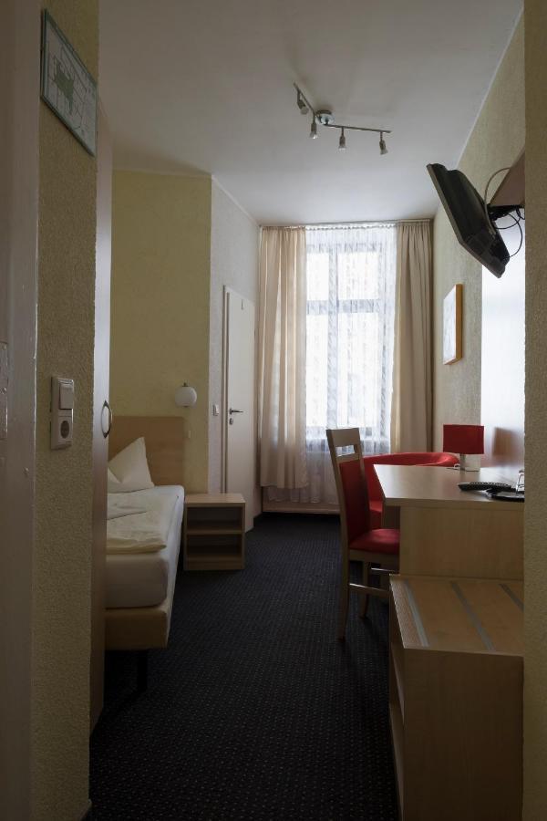 Gaestehaus Lisakowski Pension Am Brautwiesenpark Görlitz Eksteriør billede