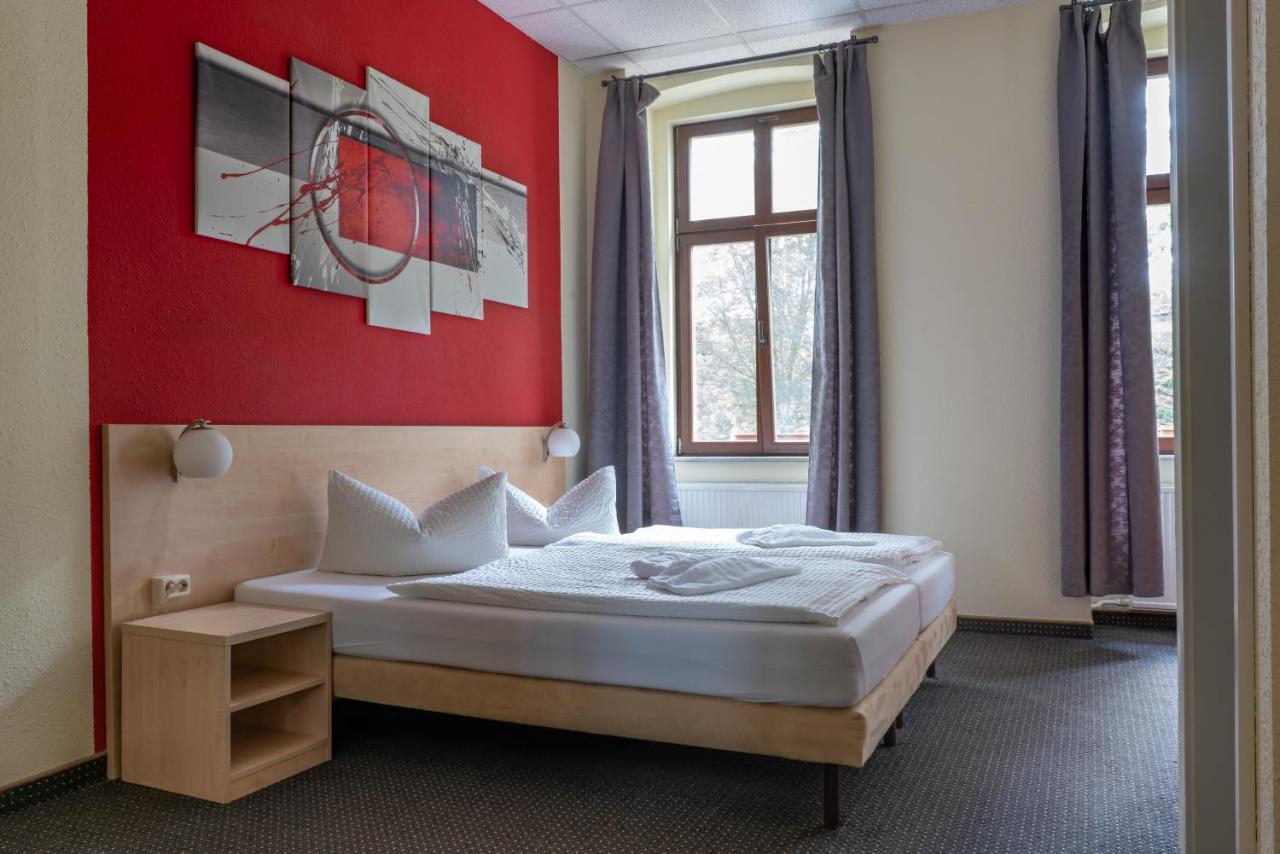 Gaestehaus Lisakowski Pension Am Brautwiesenpark Görlitz Eksteriør billede